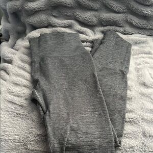 Alphalete revival leggings